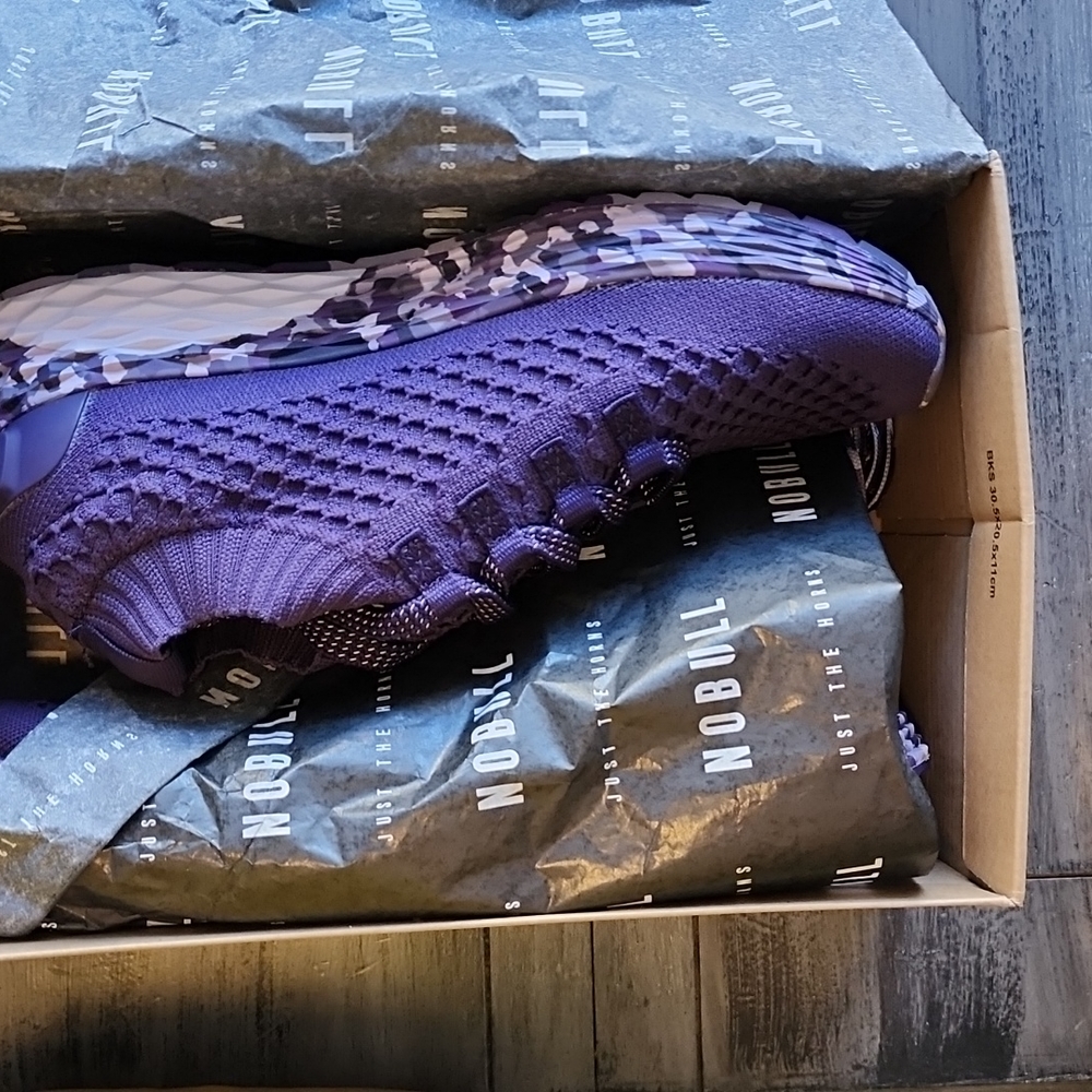 Nobull running sneakers. NWT/Box